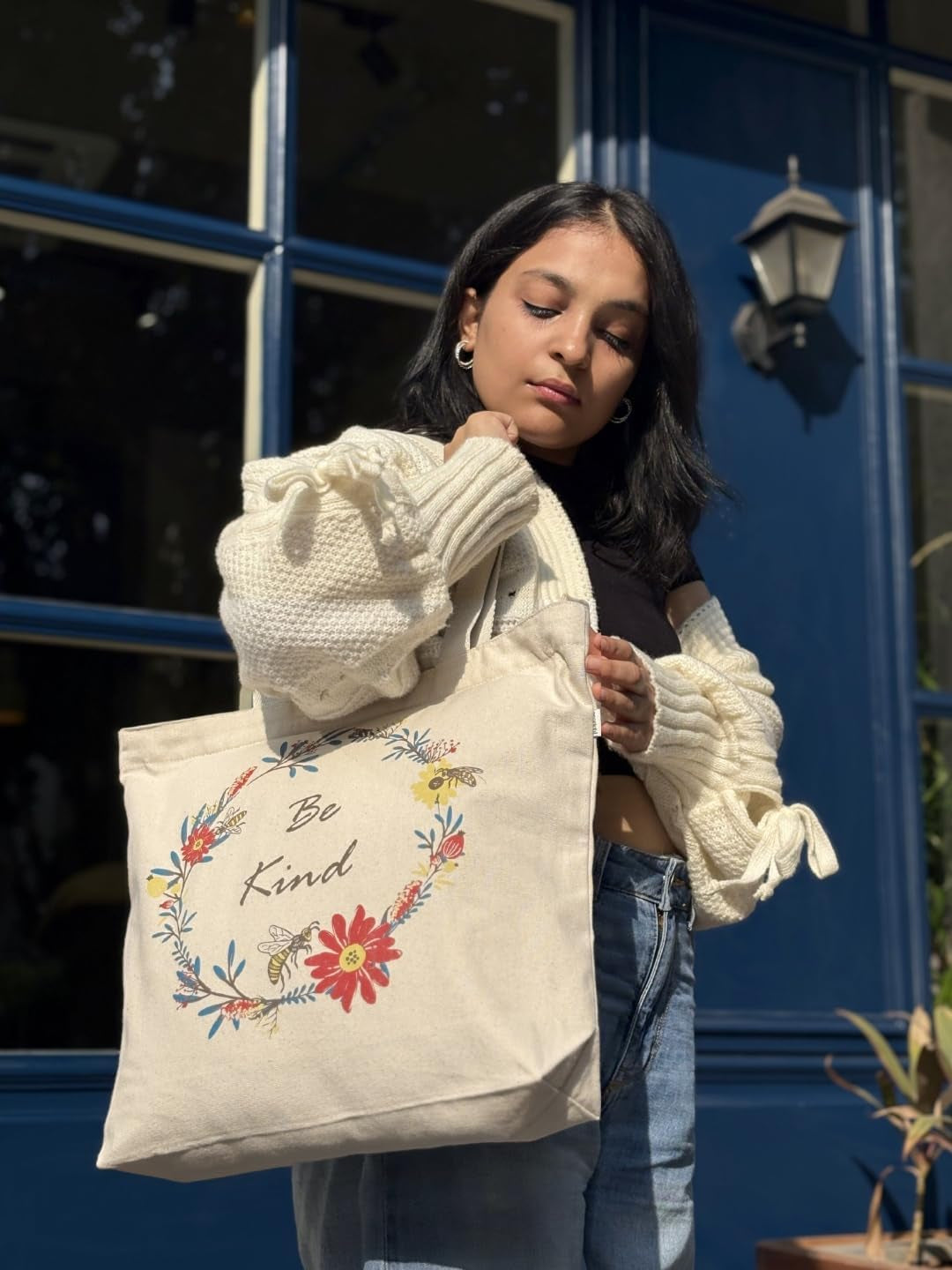 Aesthetic Canvas Tote Bag for Women Large Zipper Tote Bags with Pocket, Womens Tote Bag for Yoga, Work, Beach